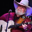 Charlie Daniels Details Memoir ‘Never Look At The Empty Seats’