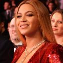 Beyonce Posts Series Of Posh Pregnancy Pics