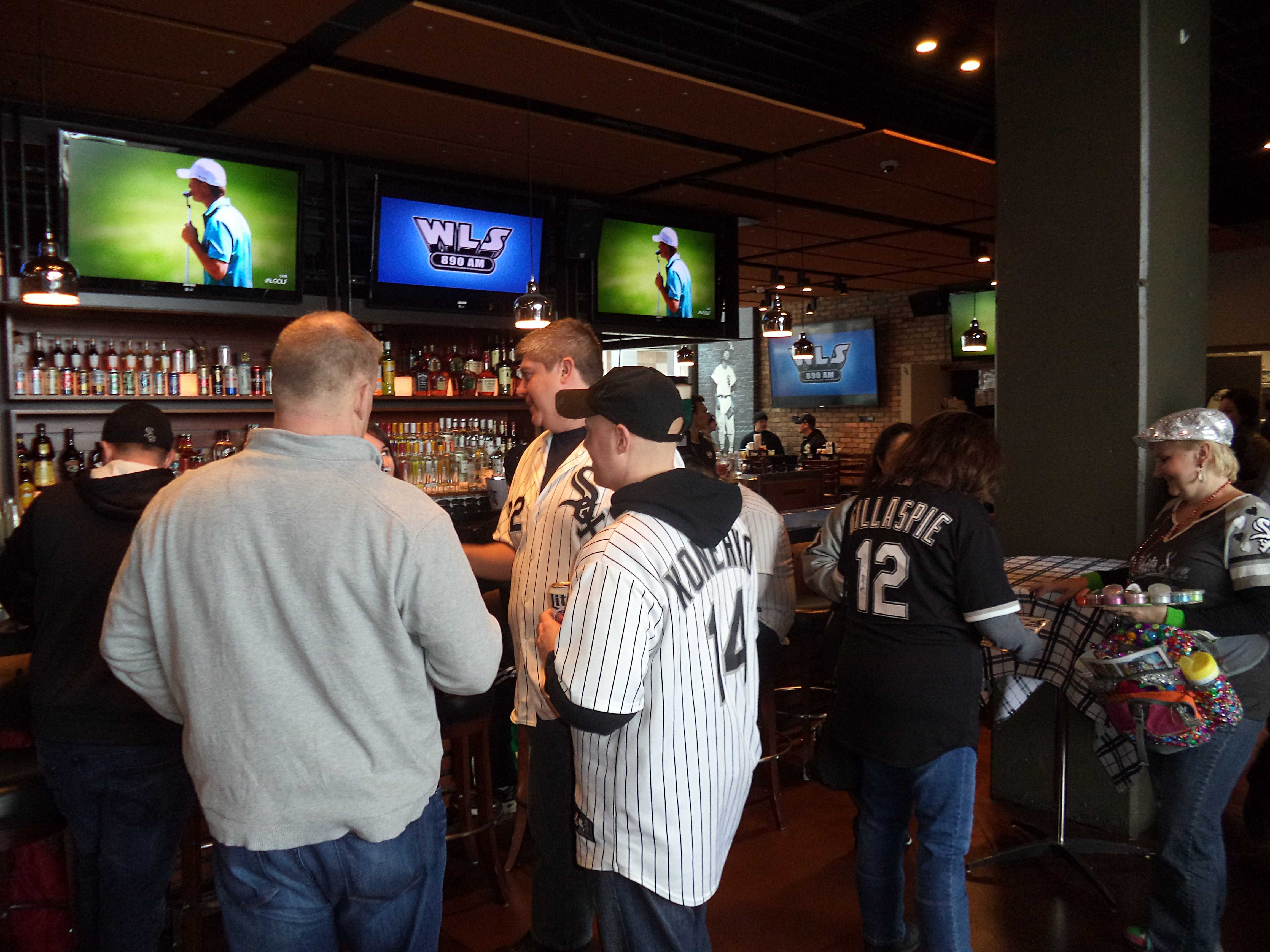 WS Opening Day 2016 (12) crowd